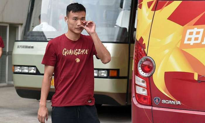 足协杯恒大爆冷遭淘汰,一老将或就此被卡帅雪